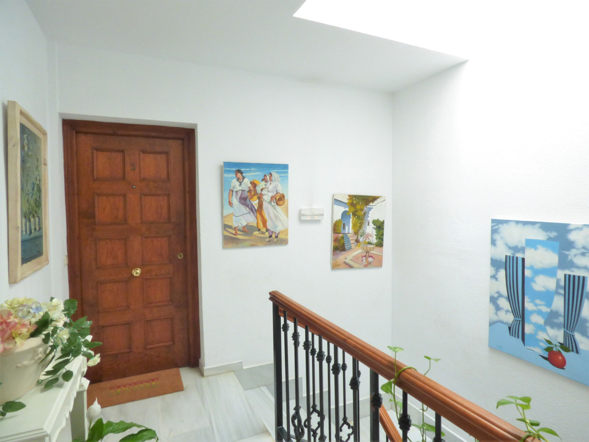 375185d8024a4fbe23eb1a4783d55f73 - 35