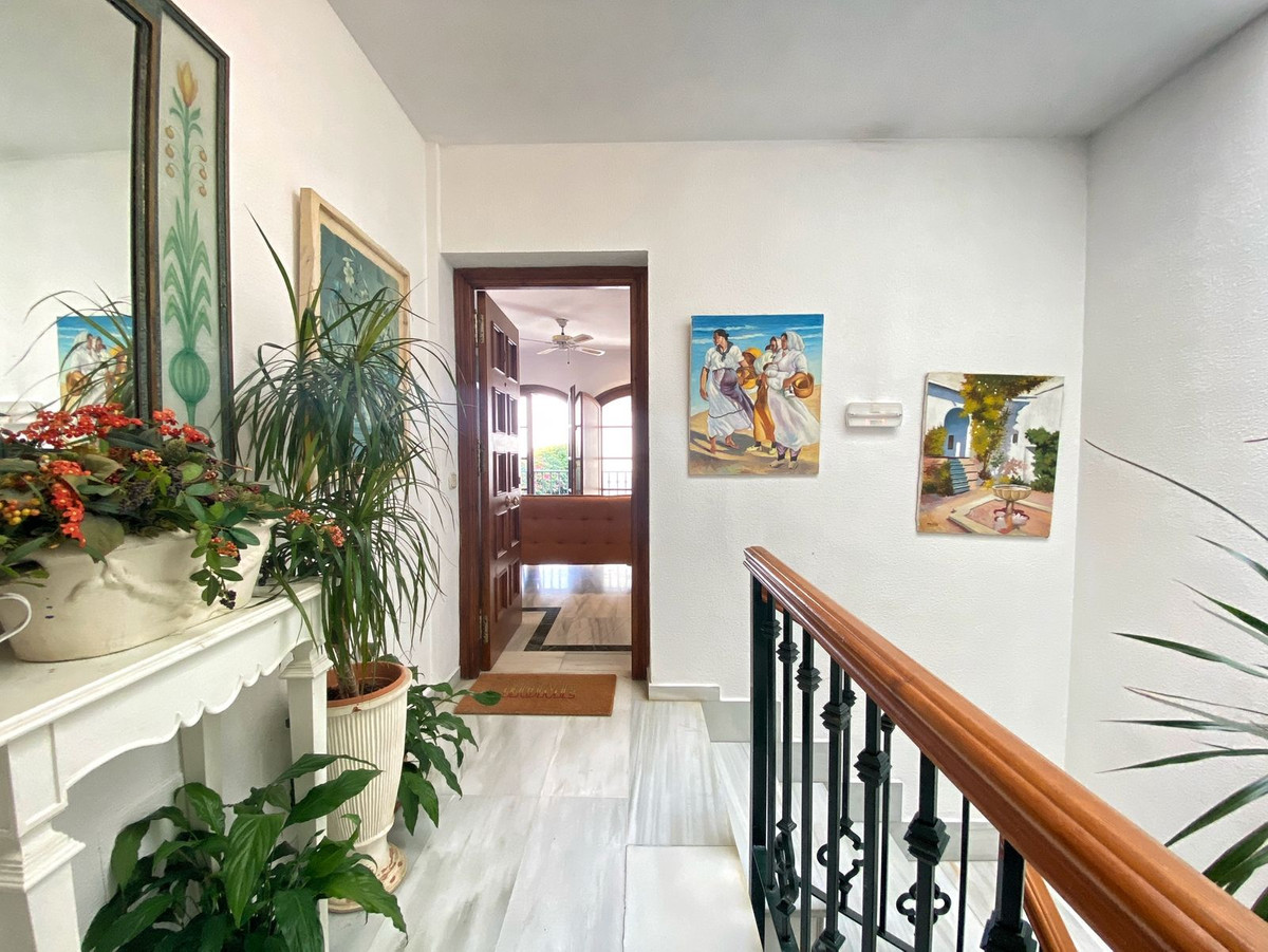 375185d8024a4fbe23eb1a4783d55f73 - 36