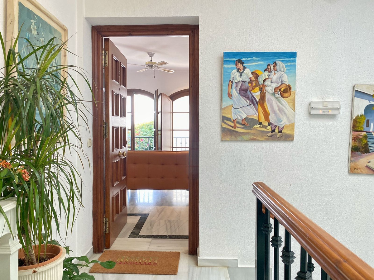 375185d8024a4fbe23eb1a4783d55f73 - 37