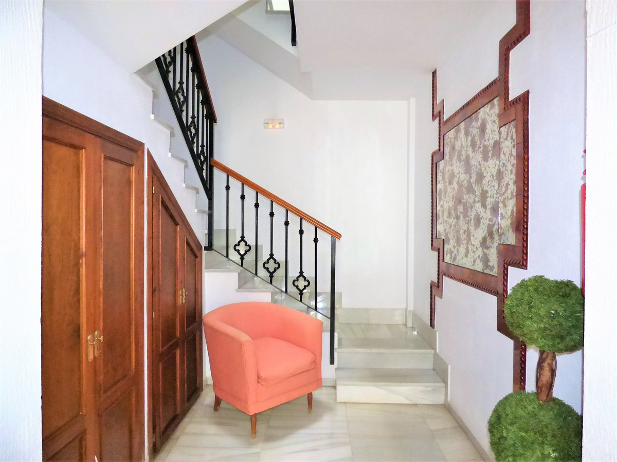 375185d8024a4fbe23eb1a4783d55f73 - 38