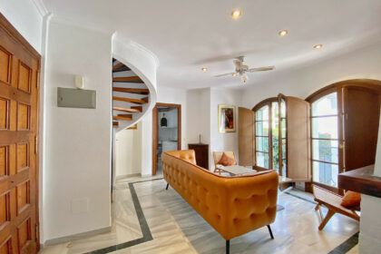 375185d8024a4fbe23eb1a4783d55f73 - 6