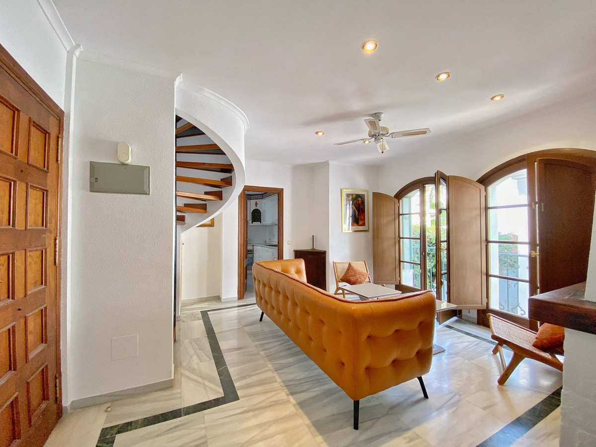 375185d8024a4fbe23eb1a4783d55f73 - 6