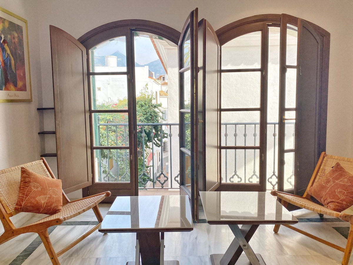 375185d8024a4fbe23eb1a4783d55f73 - 8