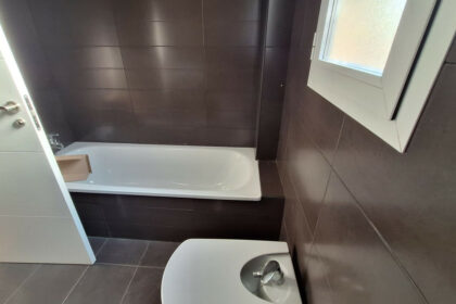 45d2f51ab6f1e26c057089fe81ec5242 - 18