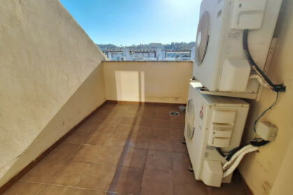 45d2f51ab6f1e26c057089fe81ec5242 - 20