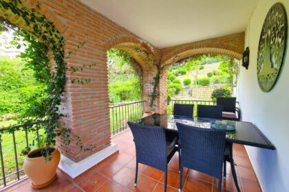 470bb7e0ac1c28a2b7645ed2219794bd - 2