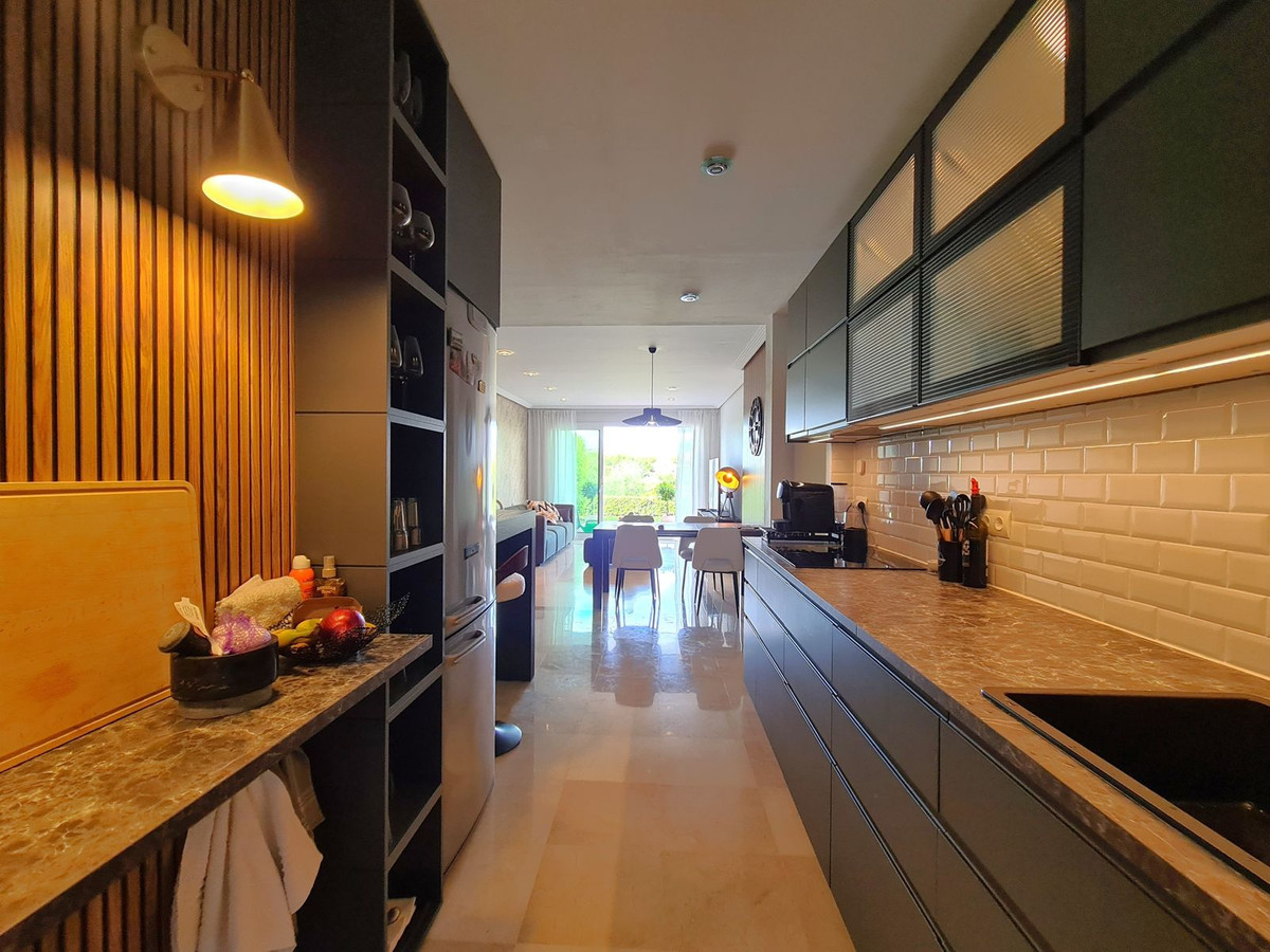 470bb7e0ac1c28a2b7645ed2219794bd - 21