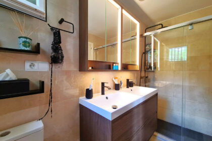 470bb7e0ac1c28a2b7645ed2219794bd - 26