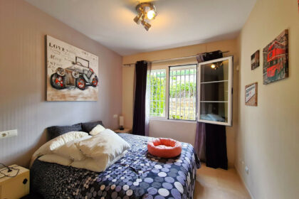 470bb7e0ac1c28a2b7645ed2219794bd - 27