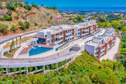 5265e1d1b5e212ea70afaa674249daea - 23