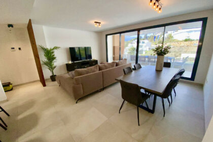 5265e1d1b5e212ea70afaa674249daea - 6