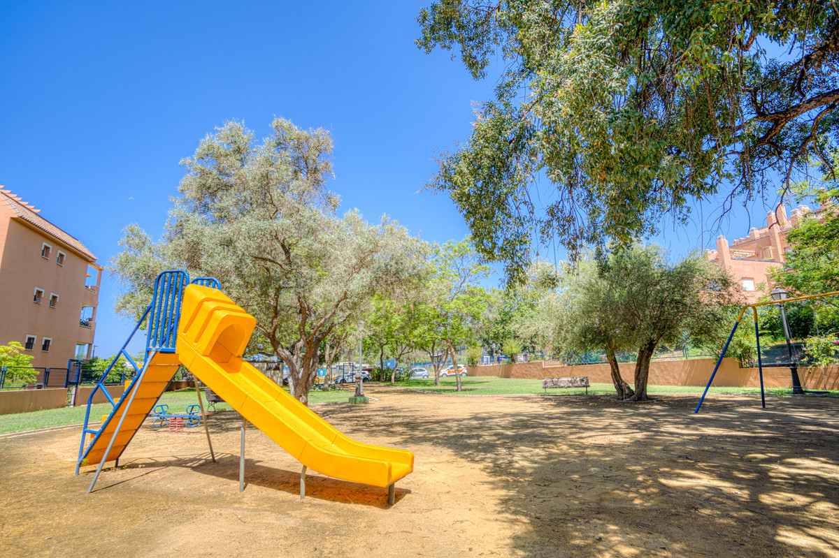 52c8a781d77abbe76c682140480a33f8 - 13