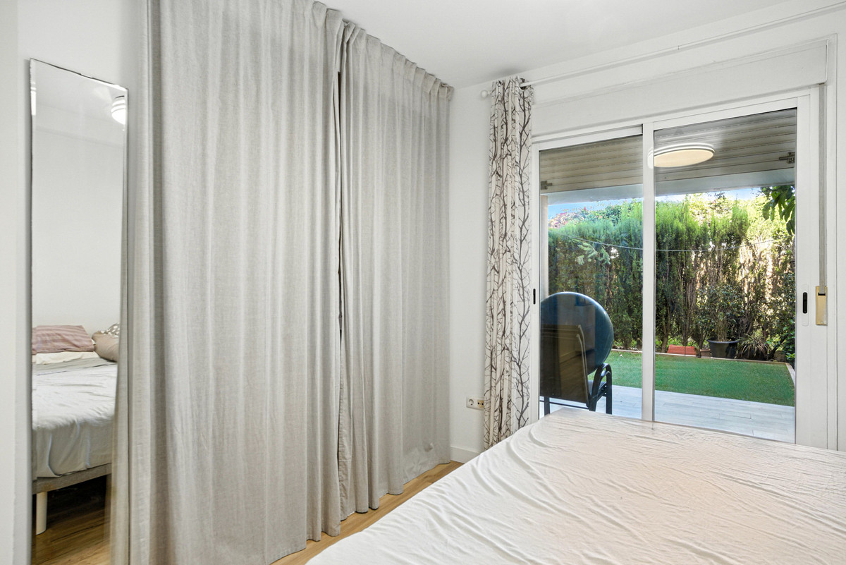 52c8a781d77abbe76c682140480a33f8 - 16