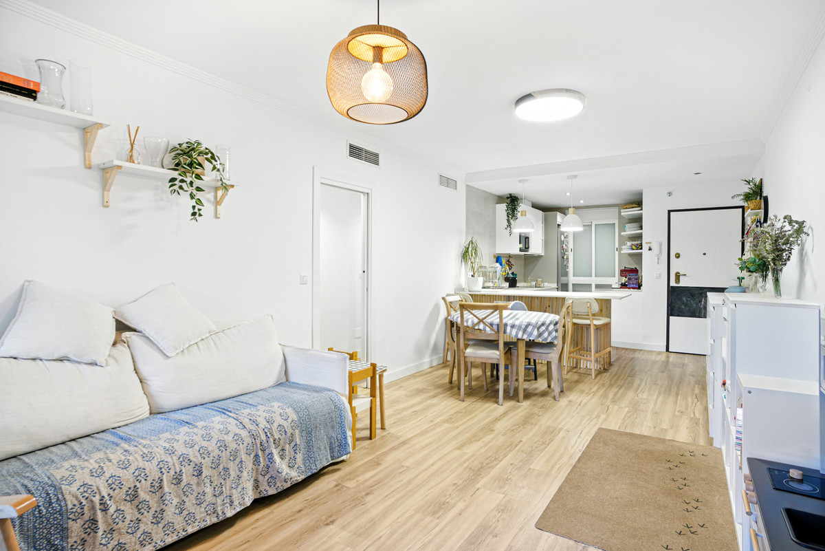 52c8a781d77abbe76c682140480a33f8 - 2