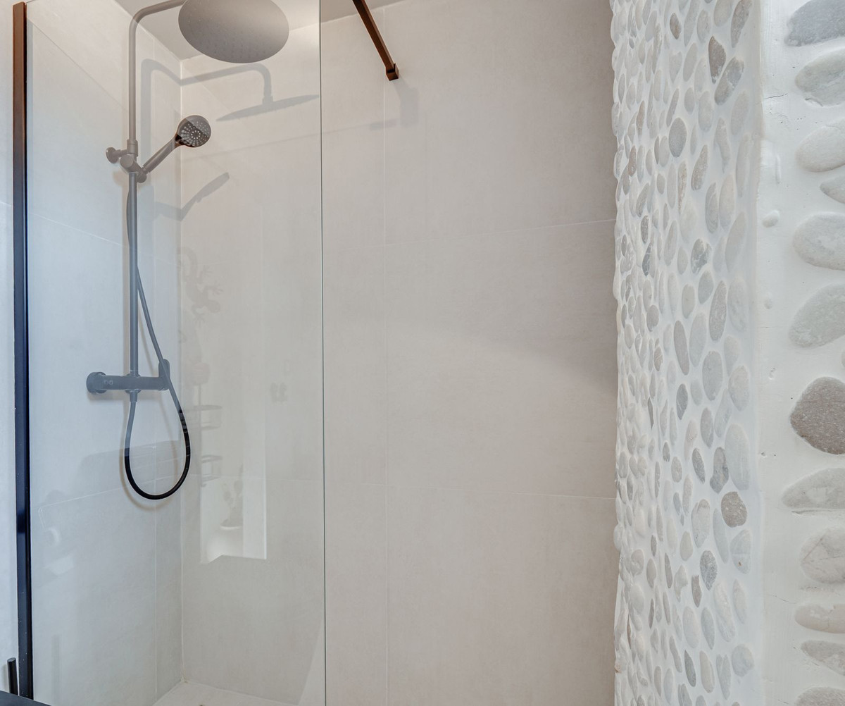 55e6791b3d9daa6717ba85e77f3a08b5 - 19