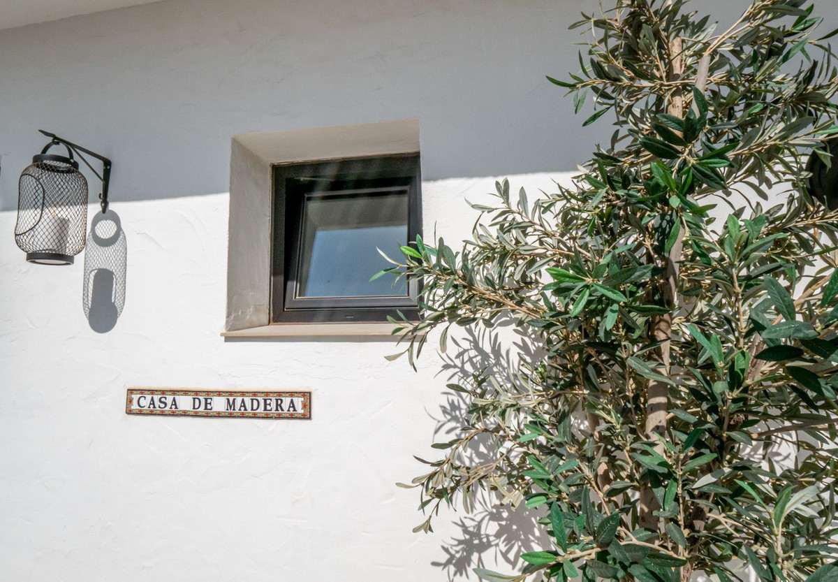 55e6791b3d9daa6717ba85e77f3a08b5 - 22