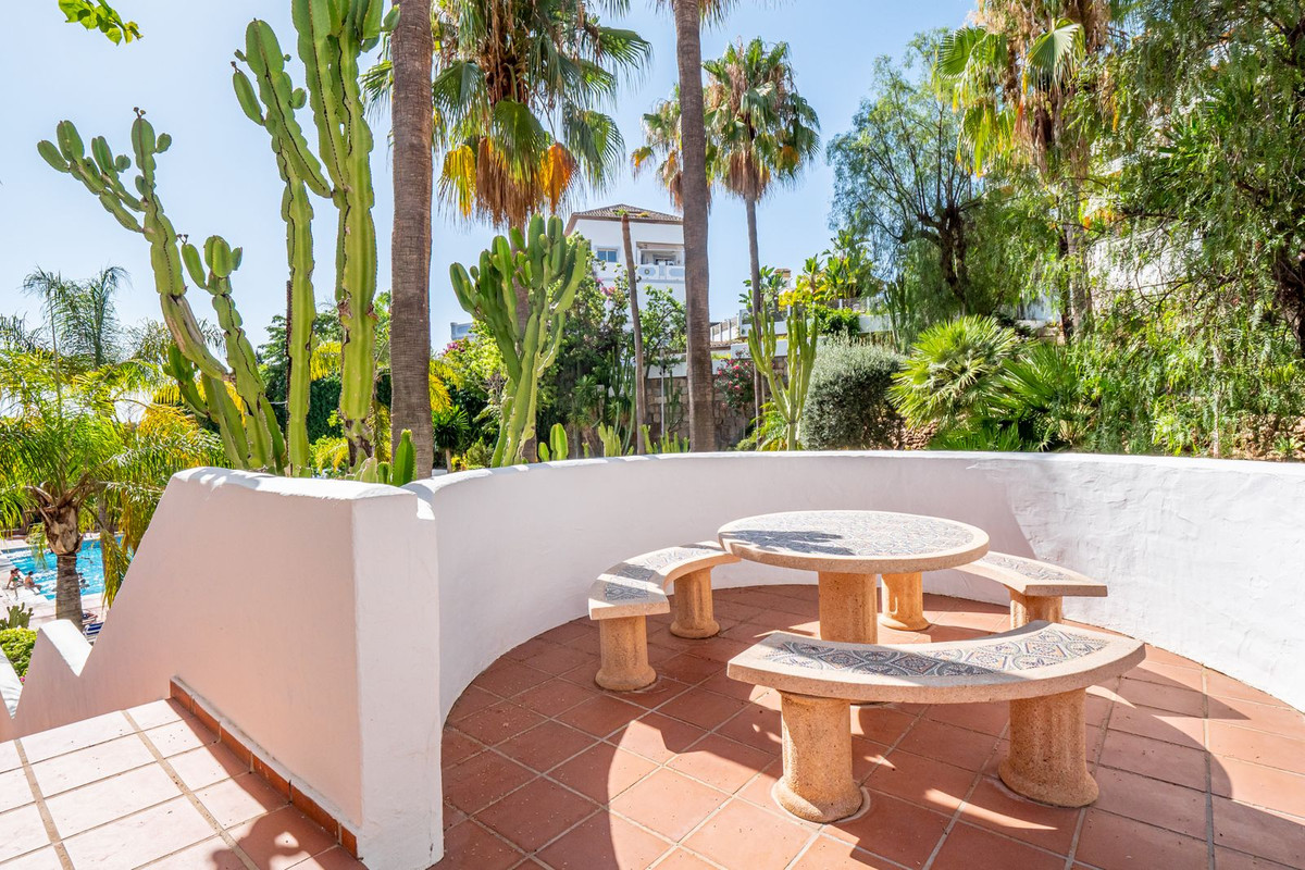 55e6791b3d9daa6717ba85e77f3a08b5 - 33