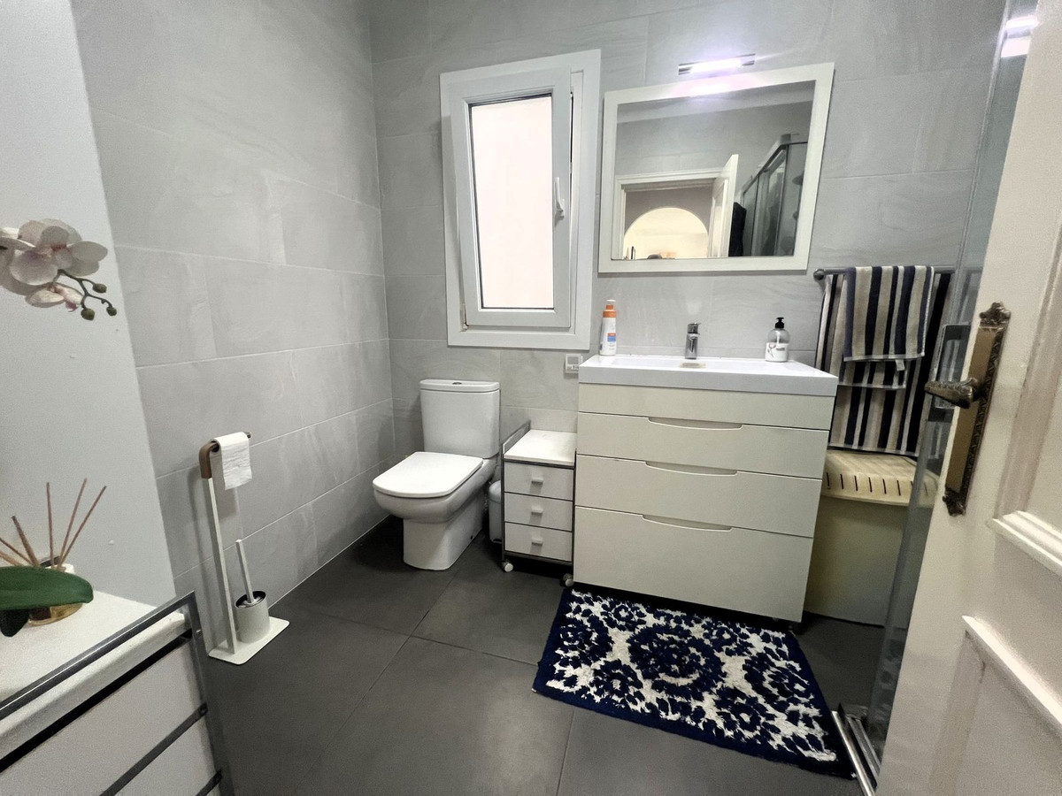 5802bbd04450ac52648dd442ecc45d0b - 11