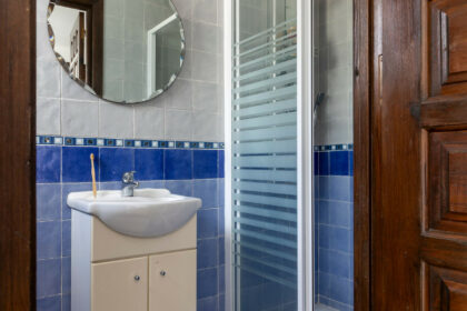 5d5fb2ac575b4542dbac063befffd99f - 30