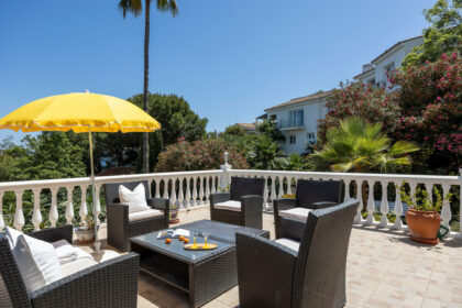 5d5fb2ac575b4542dbac063befffd99f - 39