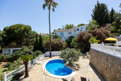 5d5fb2ac575b4542dbac063befffd99f - 42