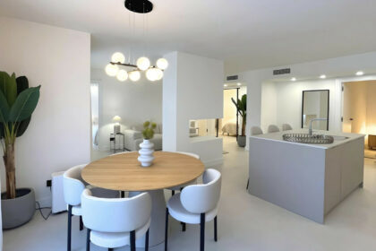 5e8d9bb101d318e05c5fea7ea1600647 - 12