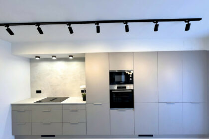 5e8d9bb101d318e05c5fea7ea1600647 - 14