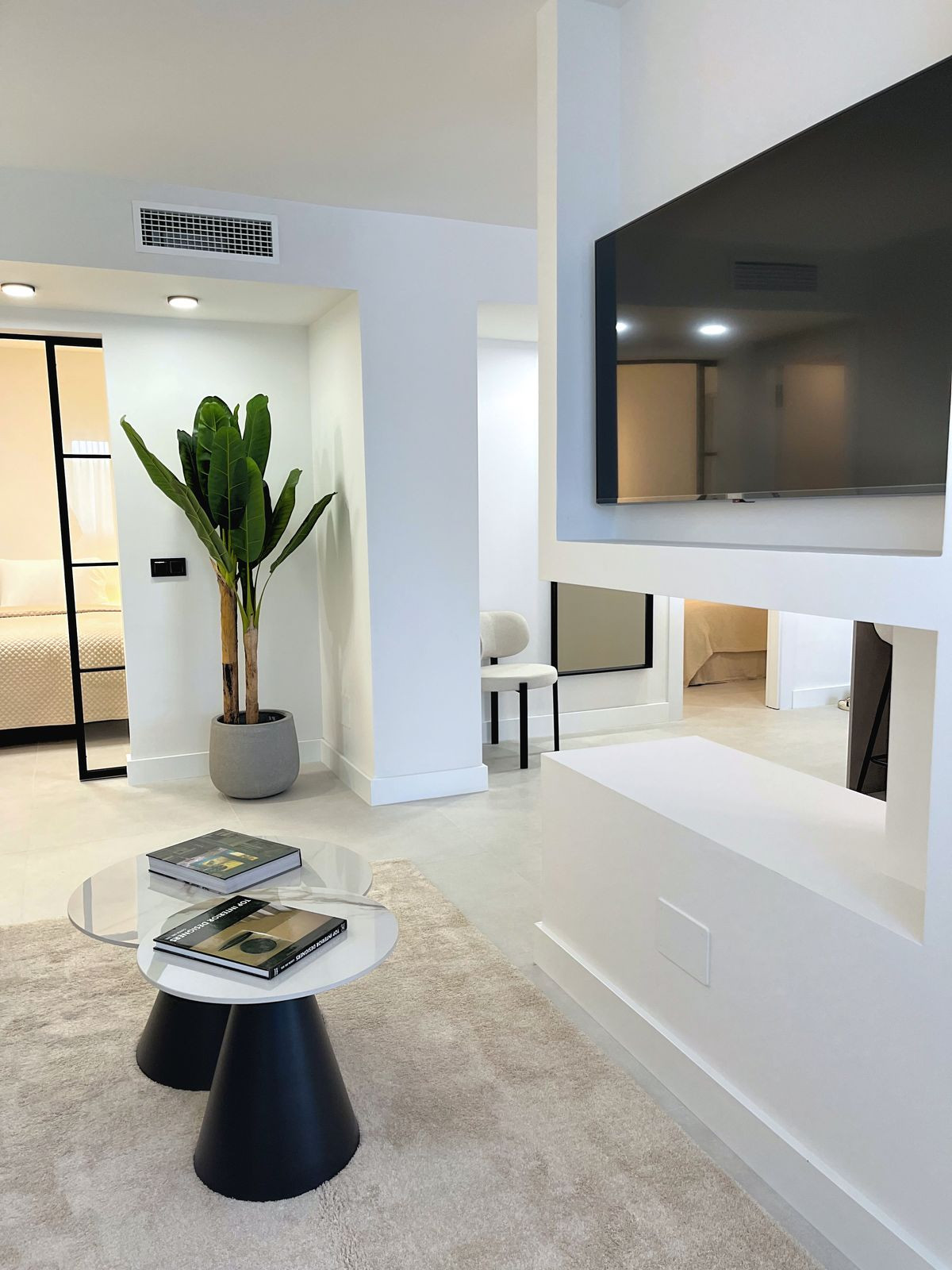 5e8d9bb101d318e05c5fea7ea1600647 - 17