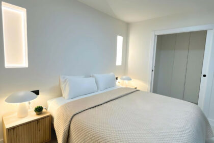 5e8d9bb101d318e05c5fea7ea1600647 - 19