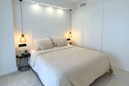 5e8d9bb101d318e05c5fea7ea1600647 - 24