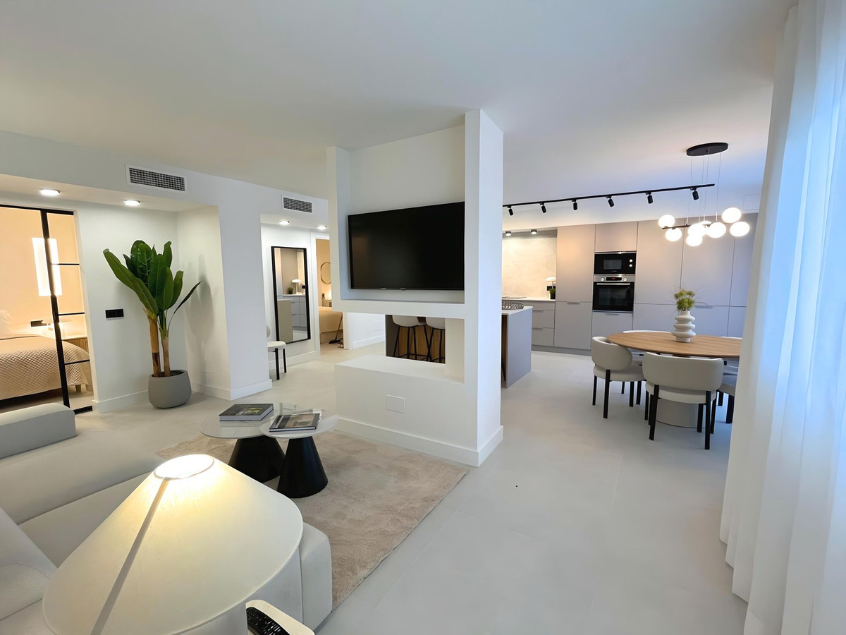 5e8d9bb101d318e05c5fea7ea1600647 - 27