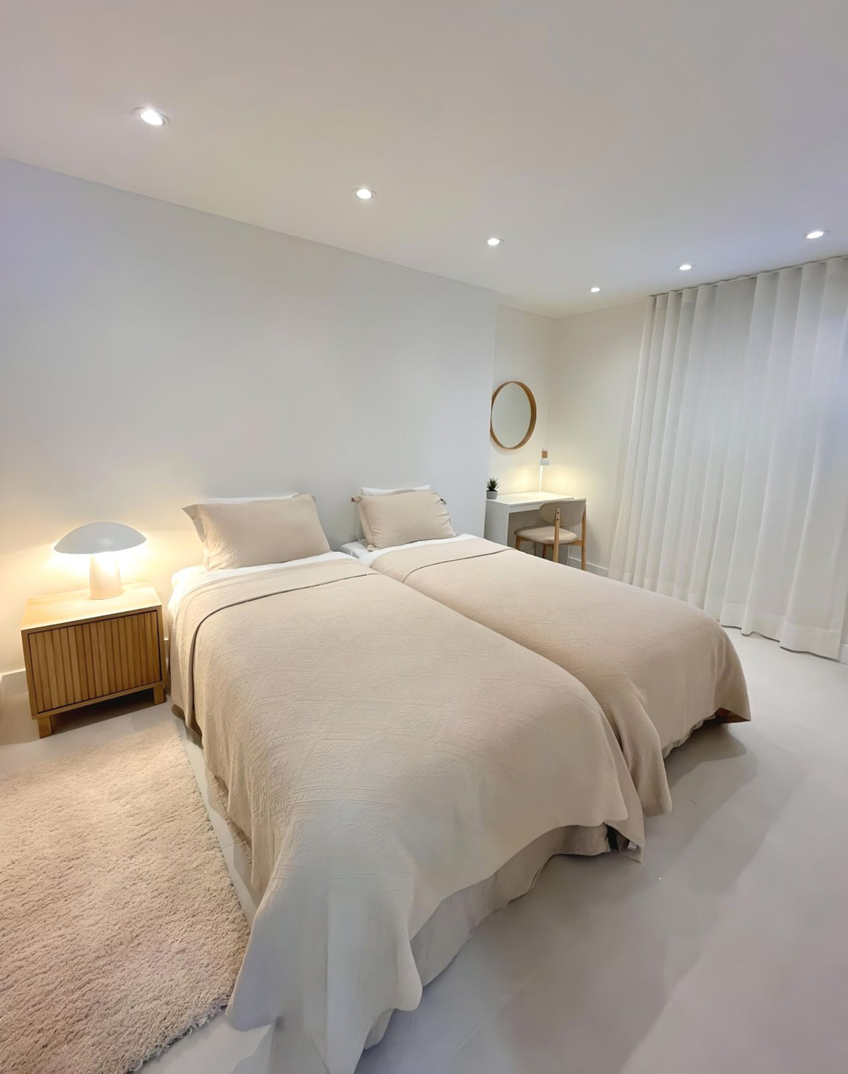 5e8d9bb101d318e05c5fea7ea1600647 - 28