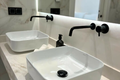 5e8d9bb101d318e05c5fea7ea1600647 - 32