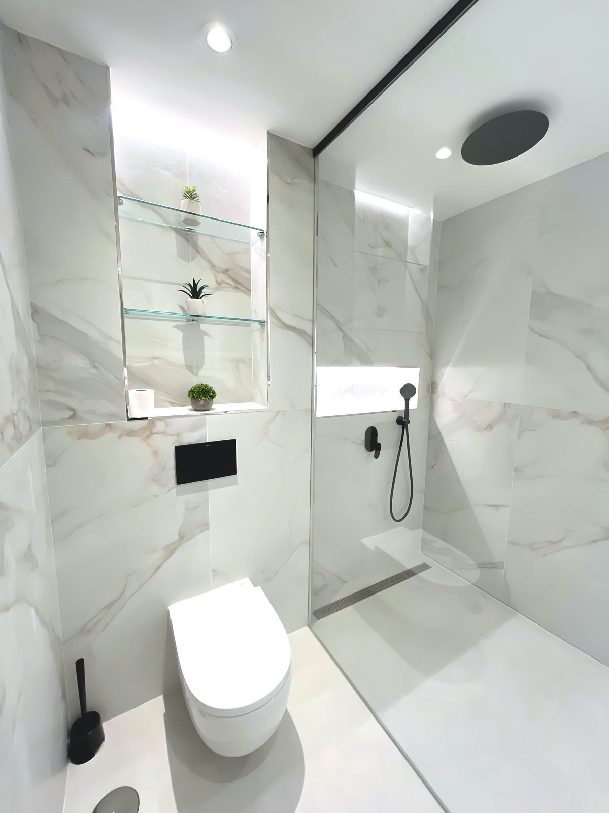 5e8d9bb101d318e05c5fea7ea1600647 - 33