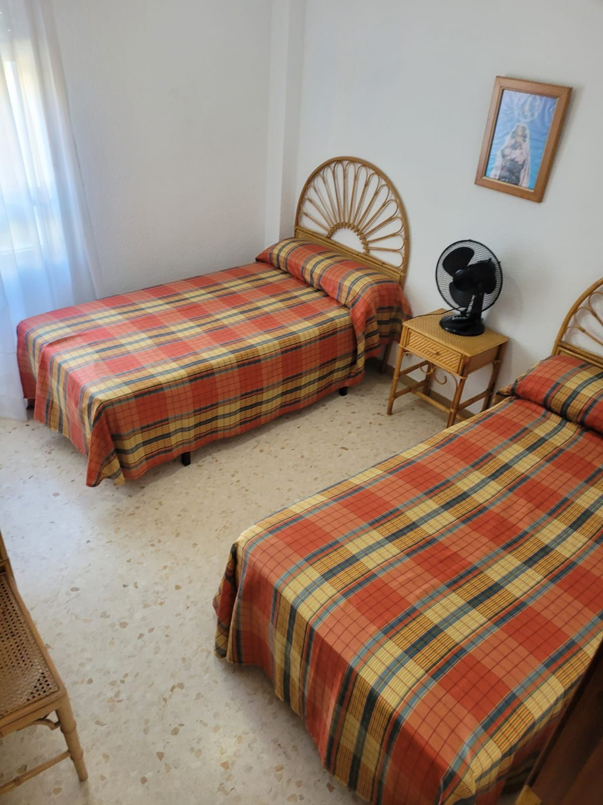 66766bc4f2bc1d08f112e9f82977168e - 27