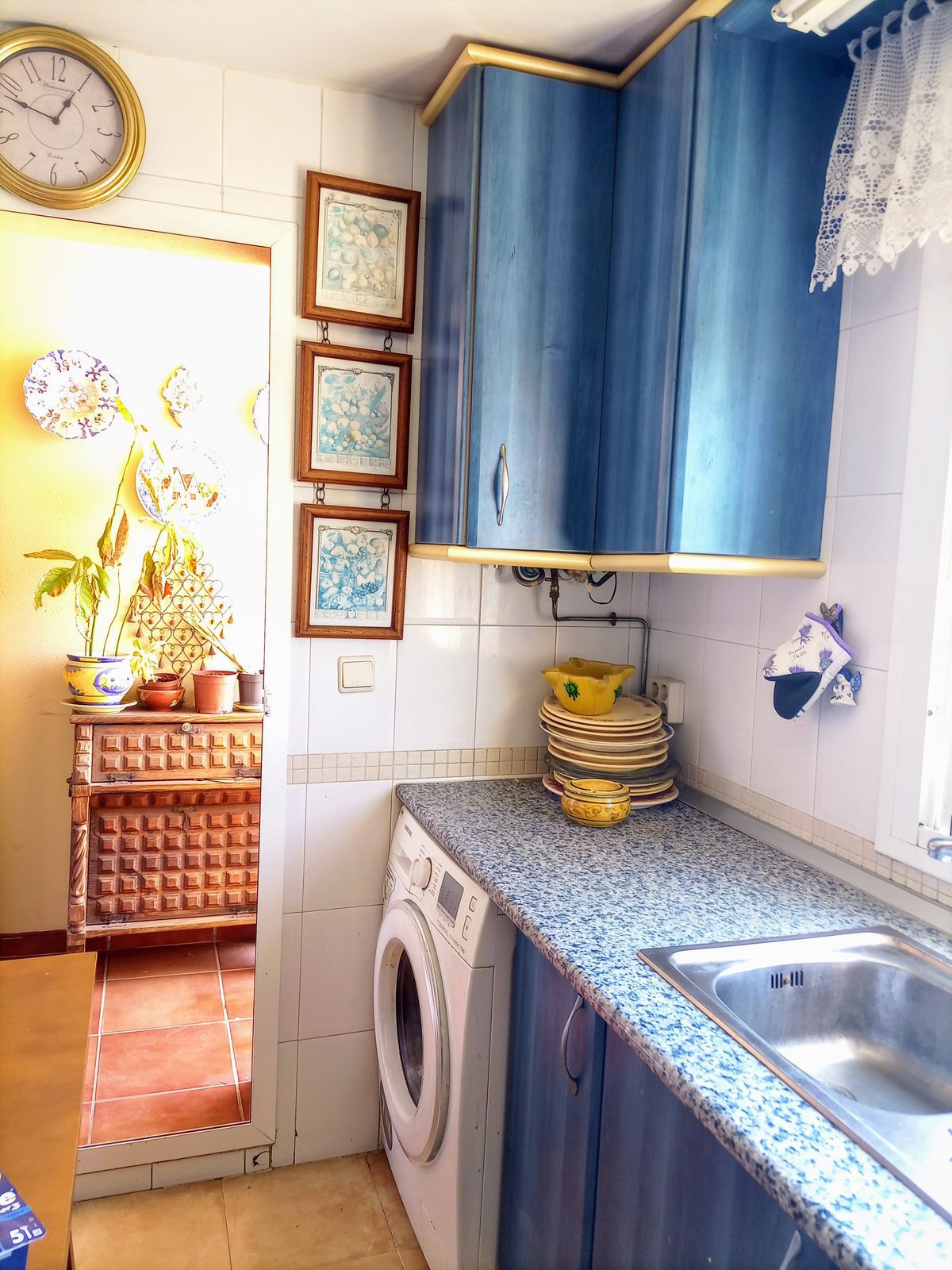 6b8e73d7e40a554b8c2081b07a11204b - 8