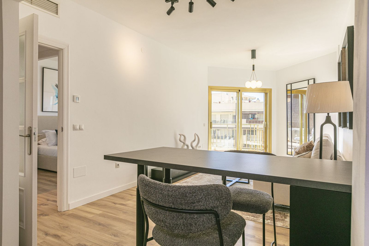 74f497db03b6fd43c717fb487904b32e - 13