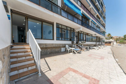 768694c2e28cfeb7f9d32b61e54fd8e9 - 64