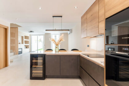 7a793bb434b8ecd997cbc7f4366a1c59 - 24