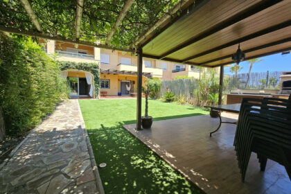 7f761639cfcf7d990cd24b049d94ac7d - 31