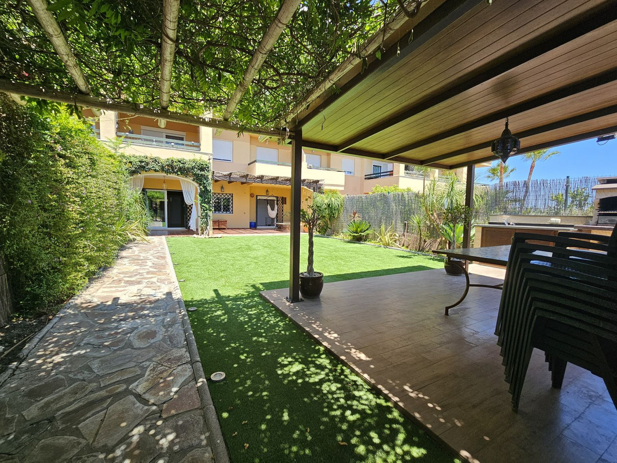 7f761639cfcf7d990cd24b049d94ac7d - 31