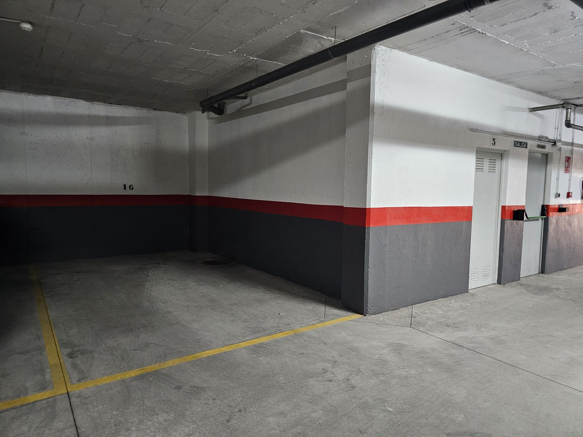 7f761639cfcf7d990cd24b049d94ac7d - 34