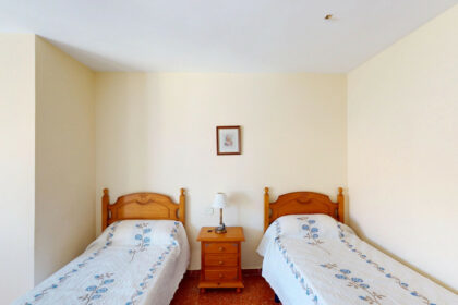 83f34a81a2650bc1faae0695ac72f2f5 - 10