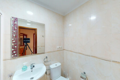 83f34a81a2650bc1faae0695ac72f2f5 - 13