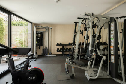 85b3fdf08b07e6d423ae8727459c4065 - 19