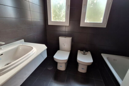 8c067b3286a49279c96a47816e73f033 - 17