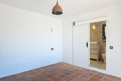 9df2e3e55eb07ae7ca69ec04629be972 - 15