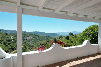 9df2e3e55eb07ae7ca69ec04629be972 - 2