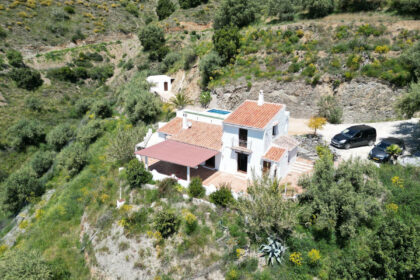 9df2e3e55eb07ae7ca69ec04629be972 - 40