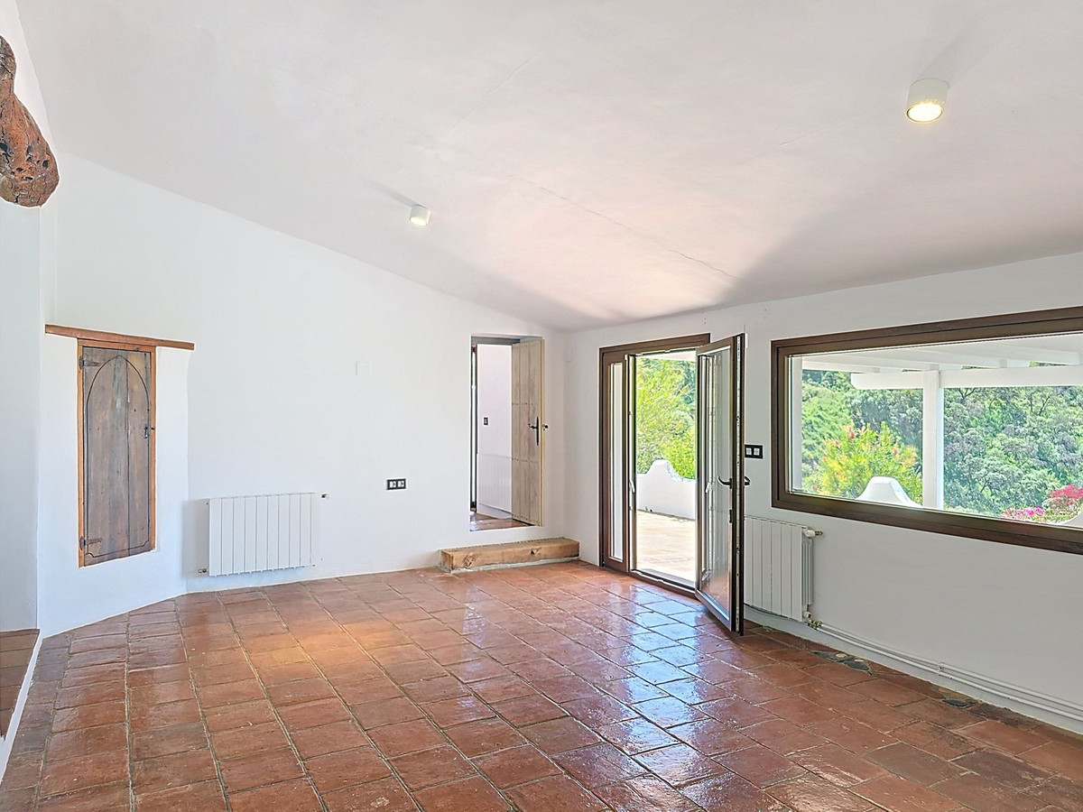 9df2e3e55eb07ae7ca69ec04629be972 - 7